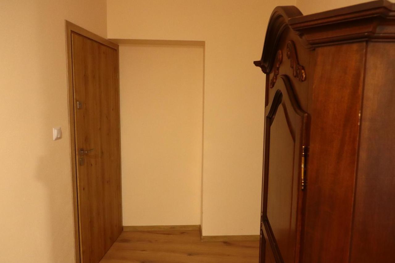 ホテル Karczma Pod Jesionem Brdow エクステリア 写真